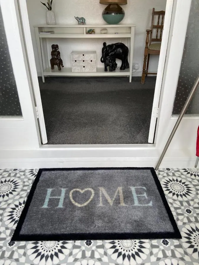 Holiday home The Bungalow A Tranquil 3 Bedroom Property Close To Beach Lytham St Annes
