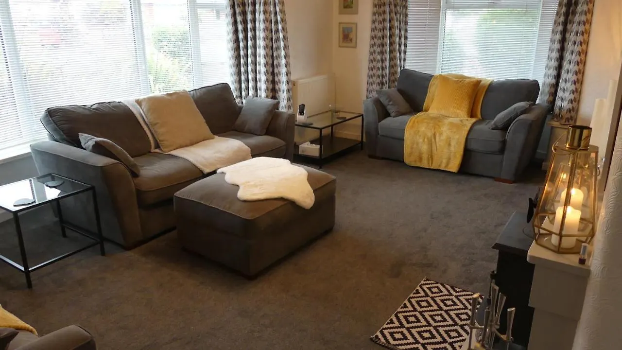Casa vacanze The Bungalow A Tranquil 3 Bedroom Property Close To Beach Lytham St Annes